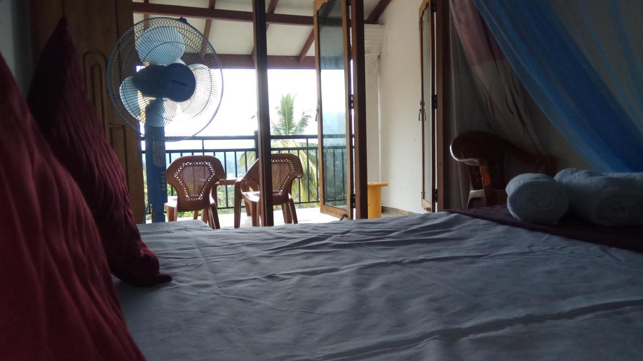 Dreamscape Home Stay Канді Екстер'єр фото