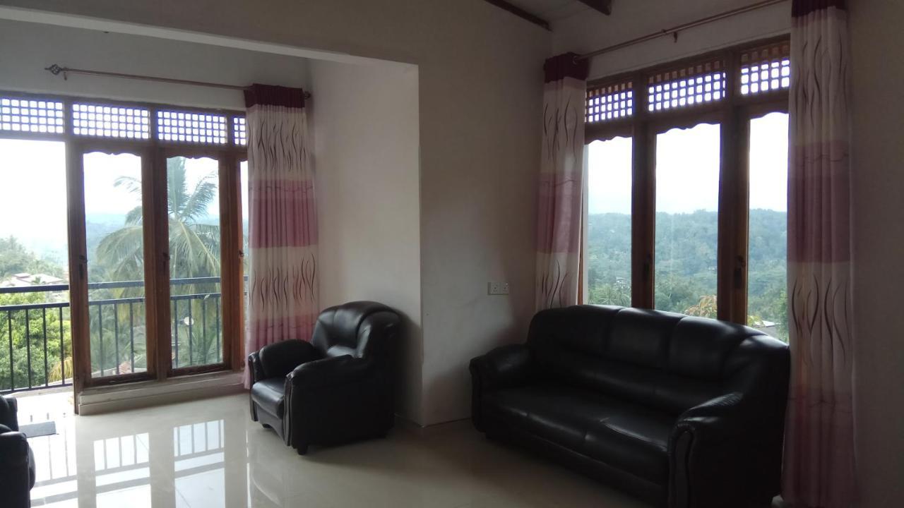 Dreamscape Home Stay Канді Екстер'єр фото