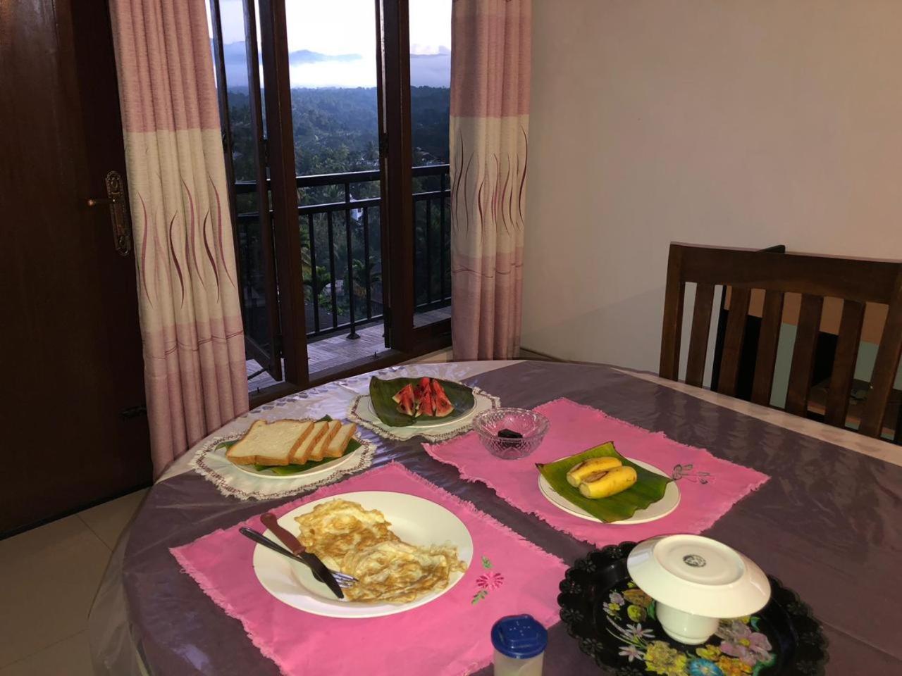 Dreamscape Home Stay Канді Екстер'єр фото